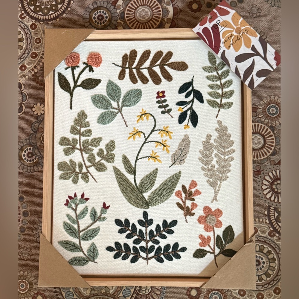 New BP Home Textile Embroidery Woven Wall Art Botanical Floral Leaf 12”x15”